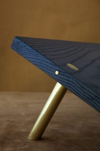 ebonite oak book stand