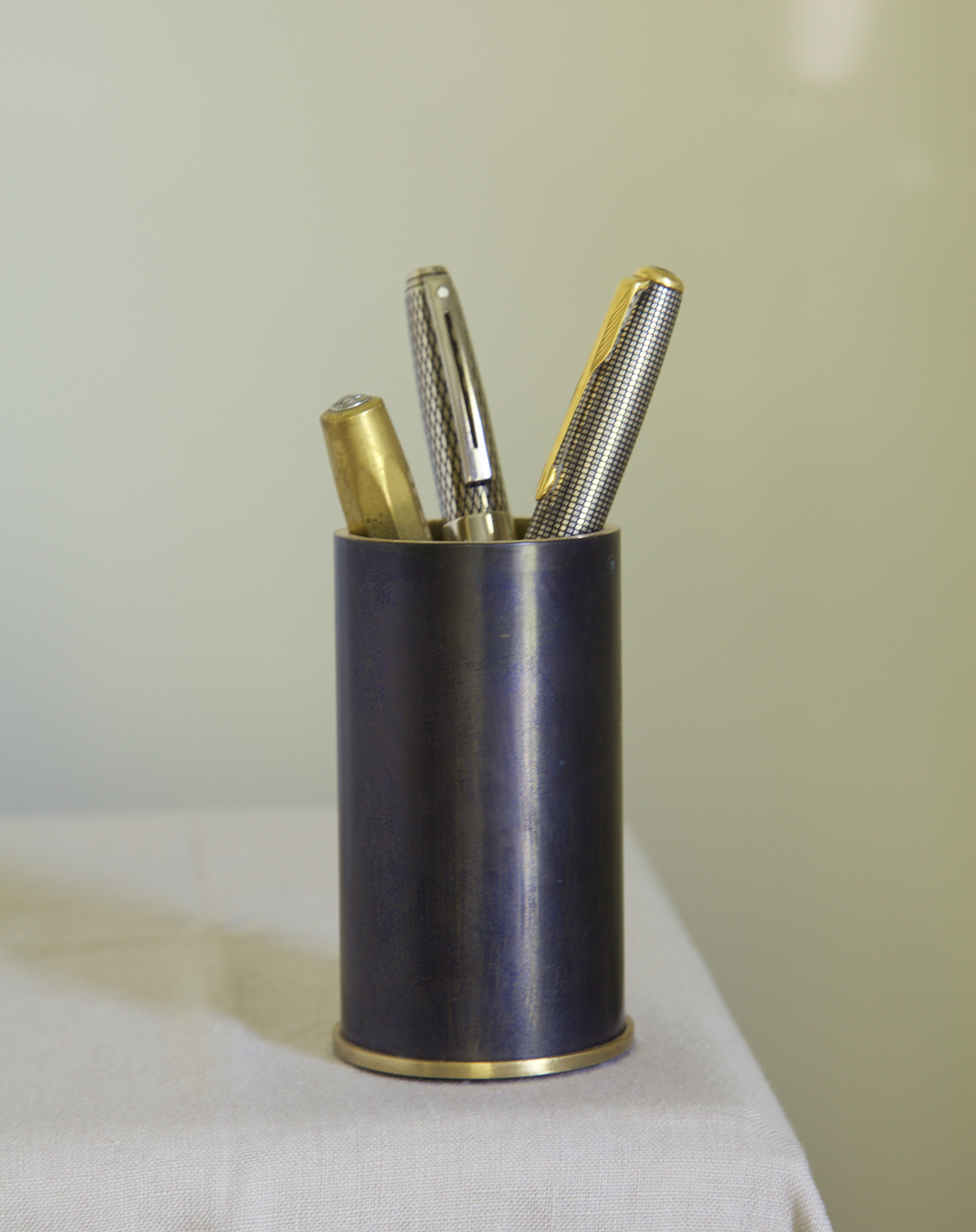 desktop pen holders